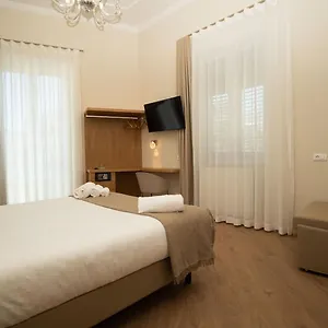 Guest house Manere