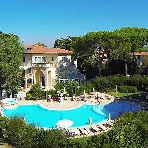 https://villa-mazzanta-relais-residence.it-tuscanyhotel.com
